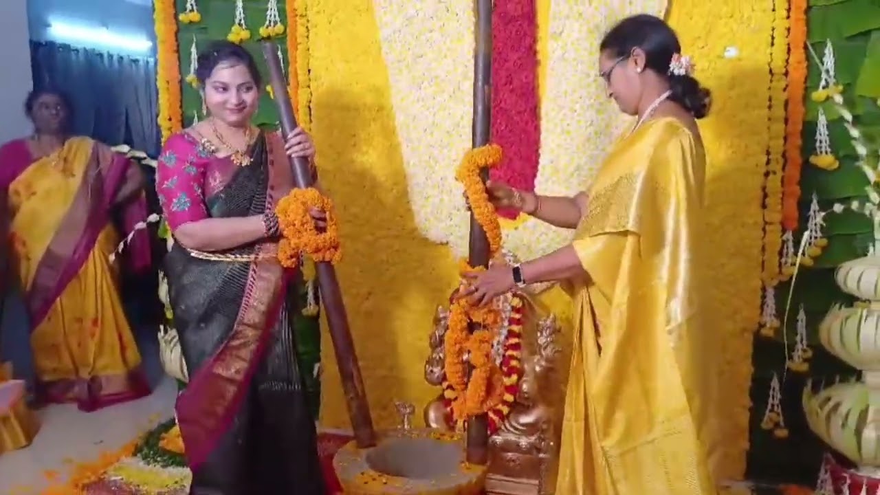 sruthamma chesina pasupu sandadi 🙏🙏🌸