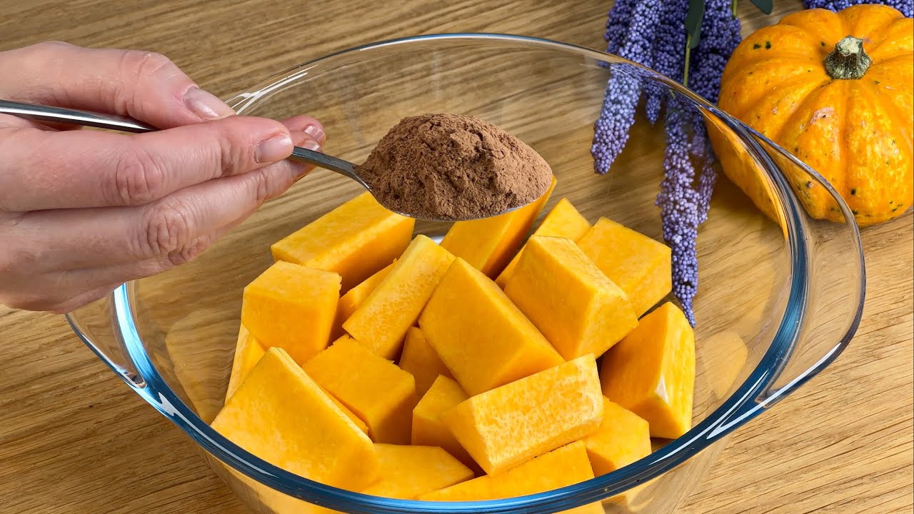 Hast du einen Kürbis und einen Löffel Kakao? Ein einfaches und köstliches Dessert für jeden Tag!