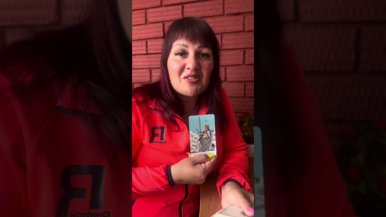 Появится ли он? Выйдет ли на связь? Три варианта#появитсялион#выйдетлинасвязь