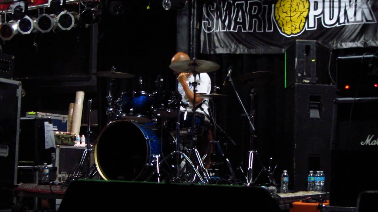 Sammy Siegler of CIV (drumchecking) @ Wrecking Ball Fest 8/14/2016