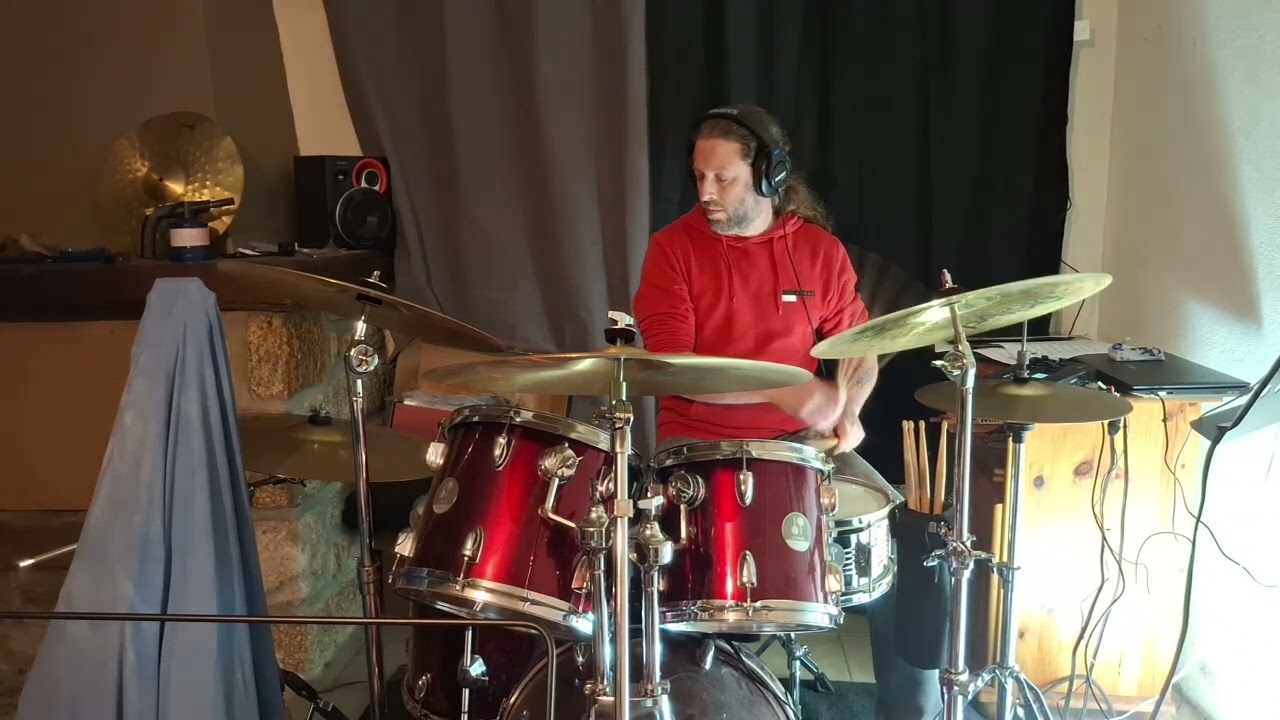 2026_09_01_Blues_Drumless_Backing_Track.mp4