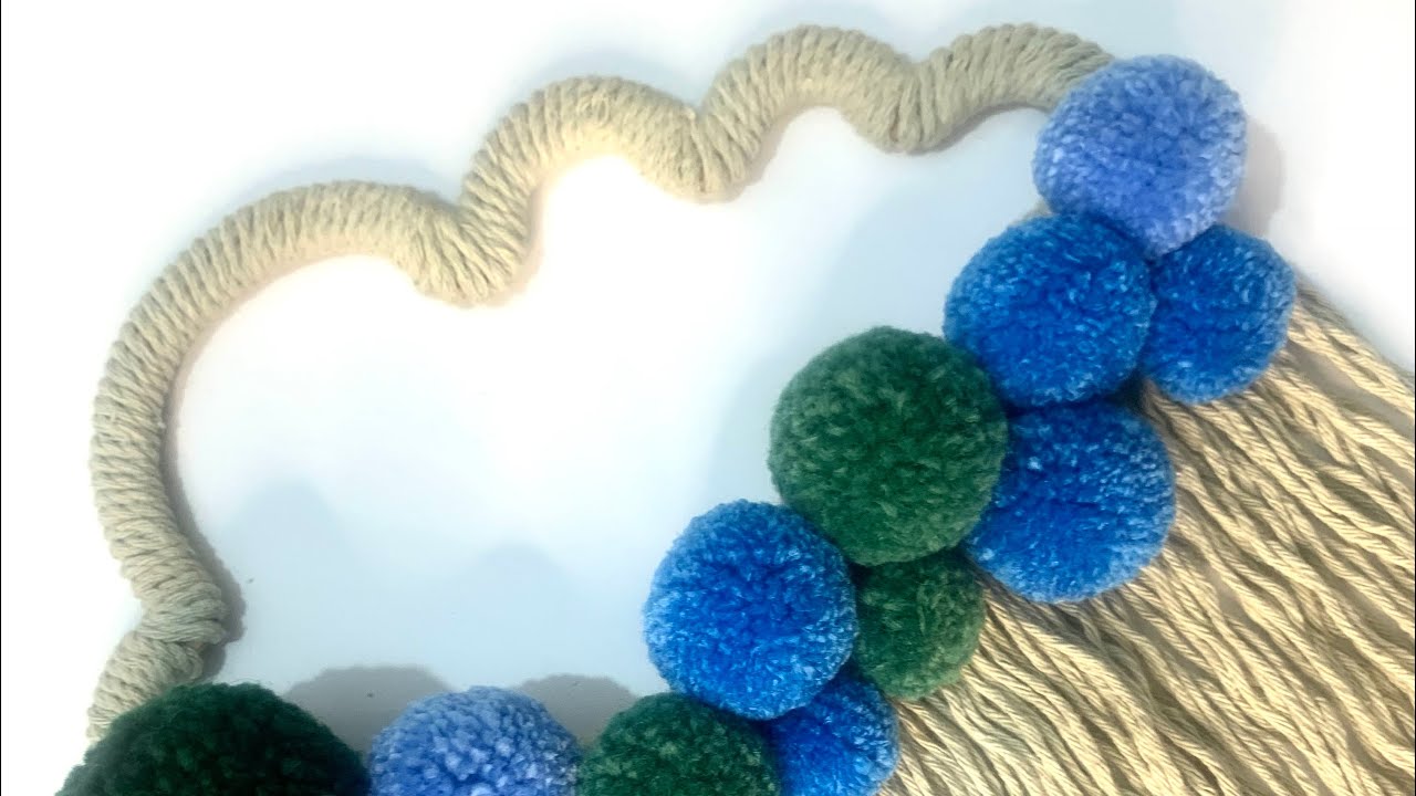 Tutorial Nuvem de pompons em macramê.