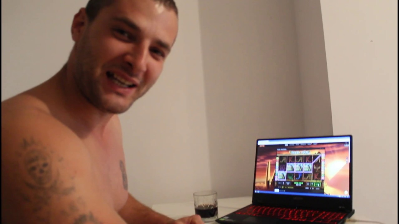 Joc la aparate pentru voi, online la cazino!