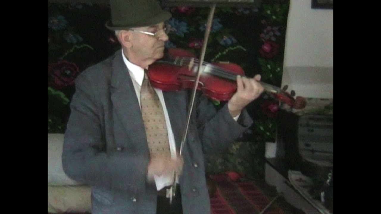 Music from Bucovina: Vasile Mucea plays a fast Hutsulca din Brodina 