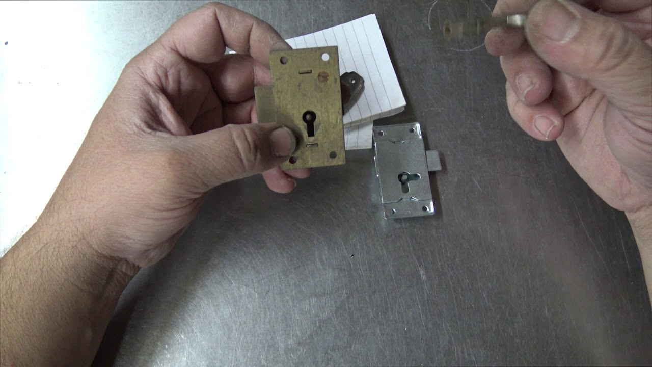 Can You Make A Key From The Key Hole ?
