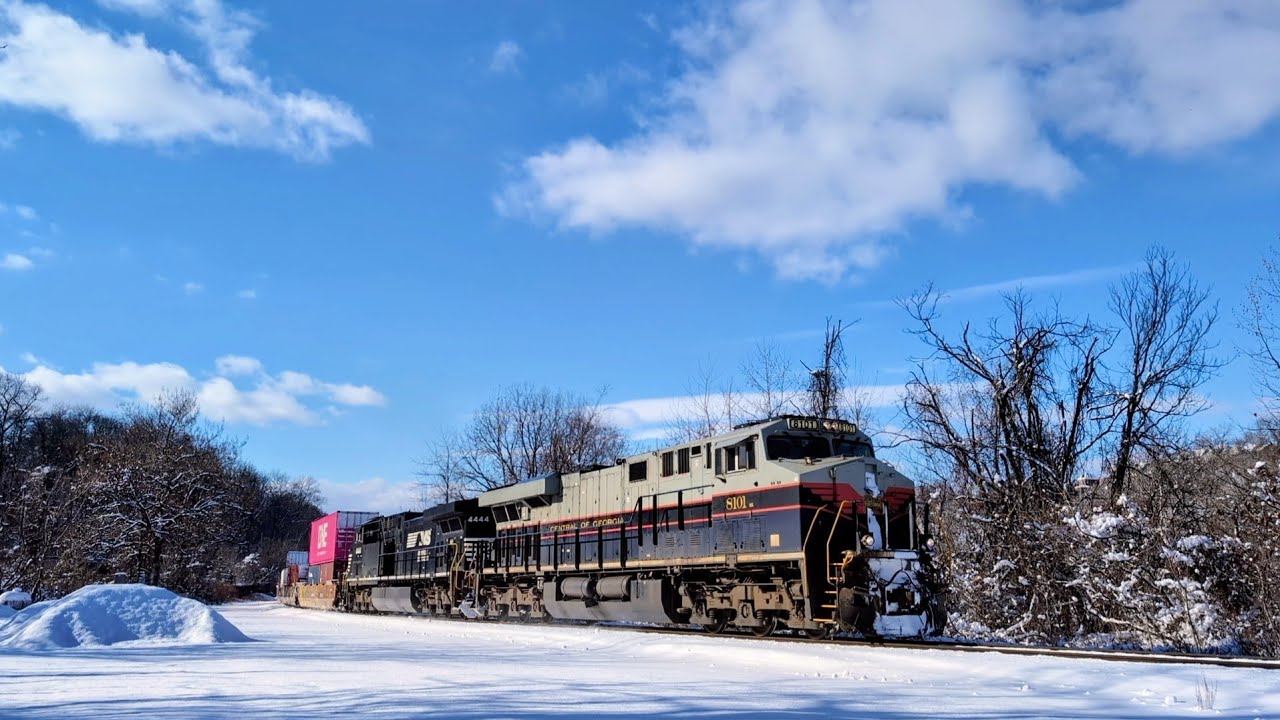 Double Heritage Day on the Lehigh line | Railfanning Easton PA with 8101 and 1068