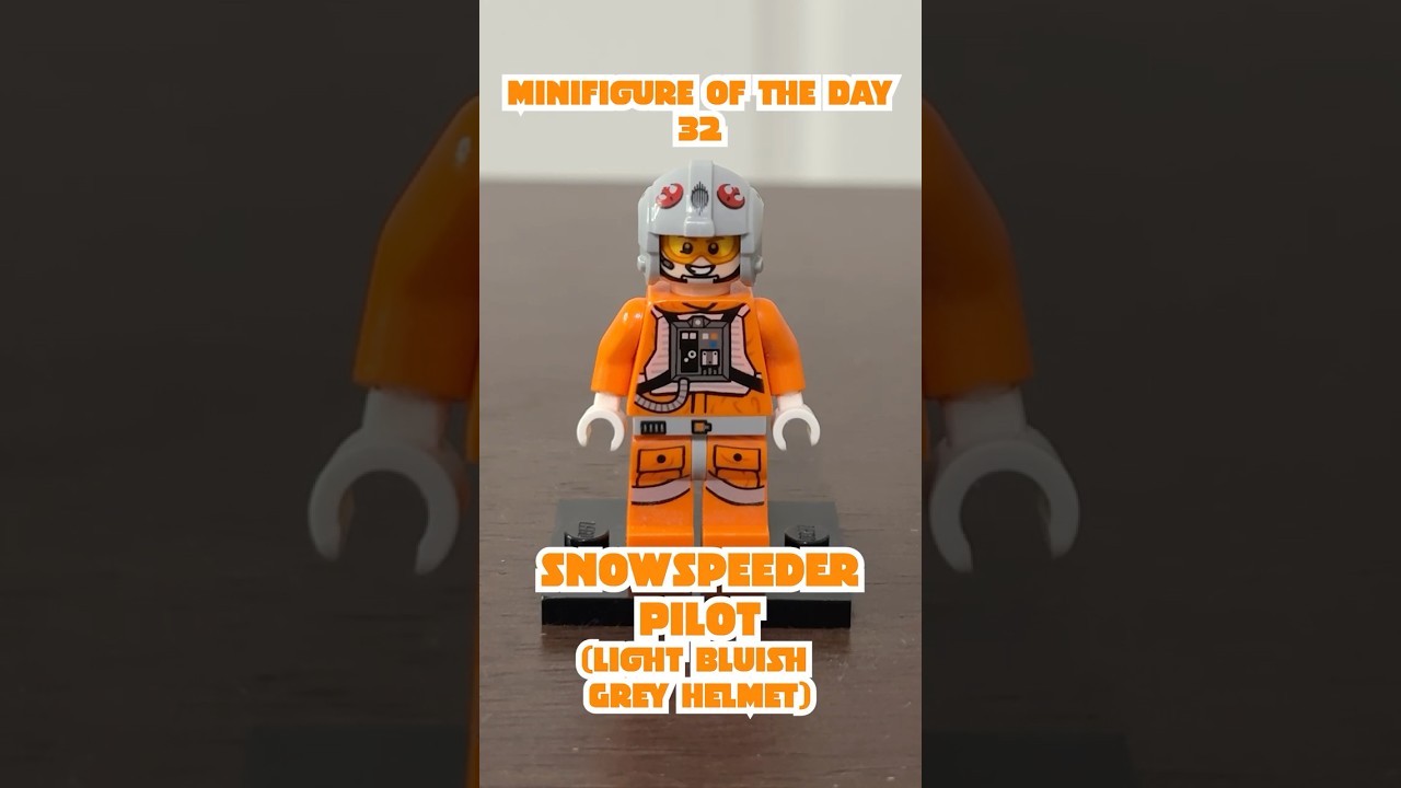 Minifiigure of the Day 32 - Snowspeeder Pilot (Light Bluish Grey Helmet, 2015) 