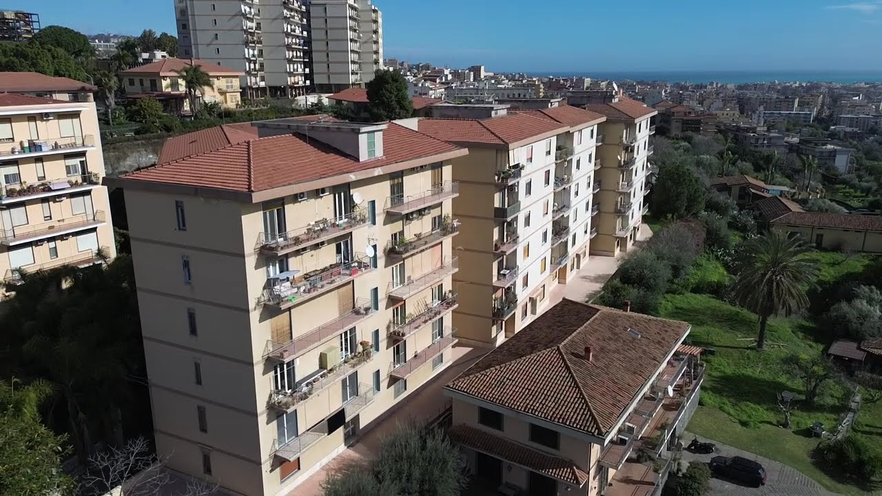 LA ROCCA IMMOBILIARE PROPONE IN LOCAZIONE PANORAMICO QUADRILOCALE VIA SANTA SOFIA