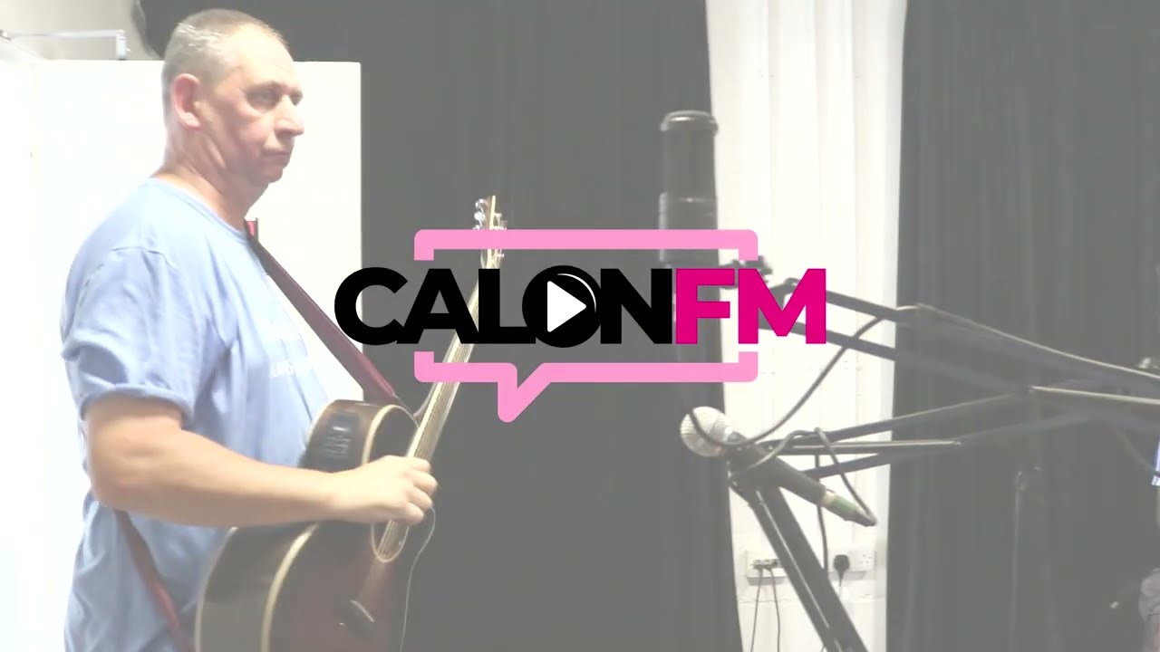 Declan Swans - Always Sunny In Wrexham (Live on Calon FM)