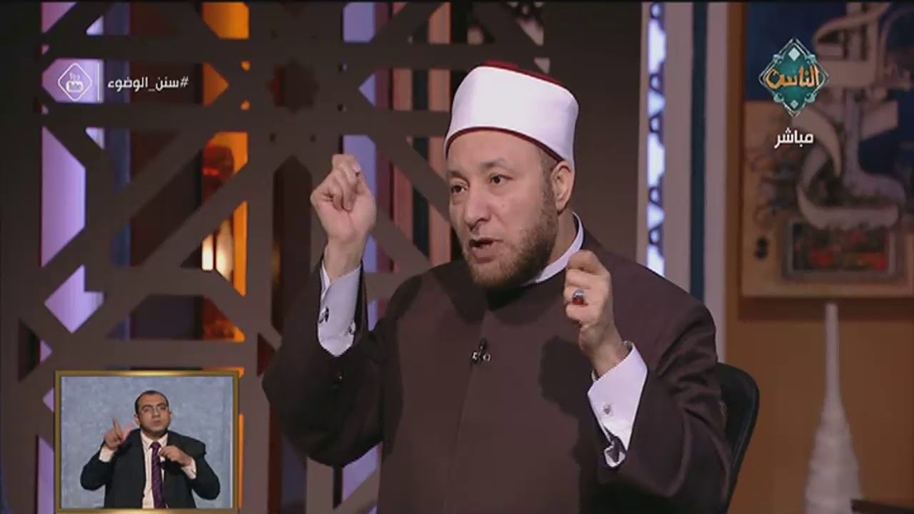 إذا كانت المرأة محجبة ويشق عليها خلع الحجاب عند الوضوء عليها أن تفعل هذا الفعل | فتاوى الناس