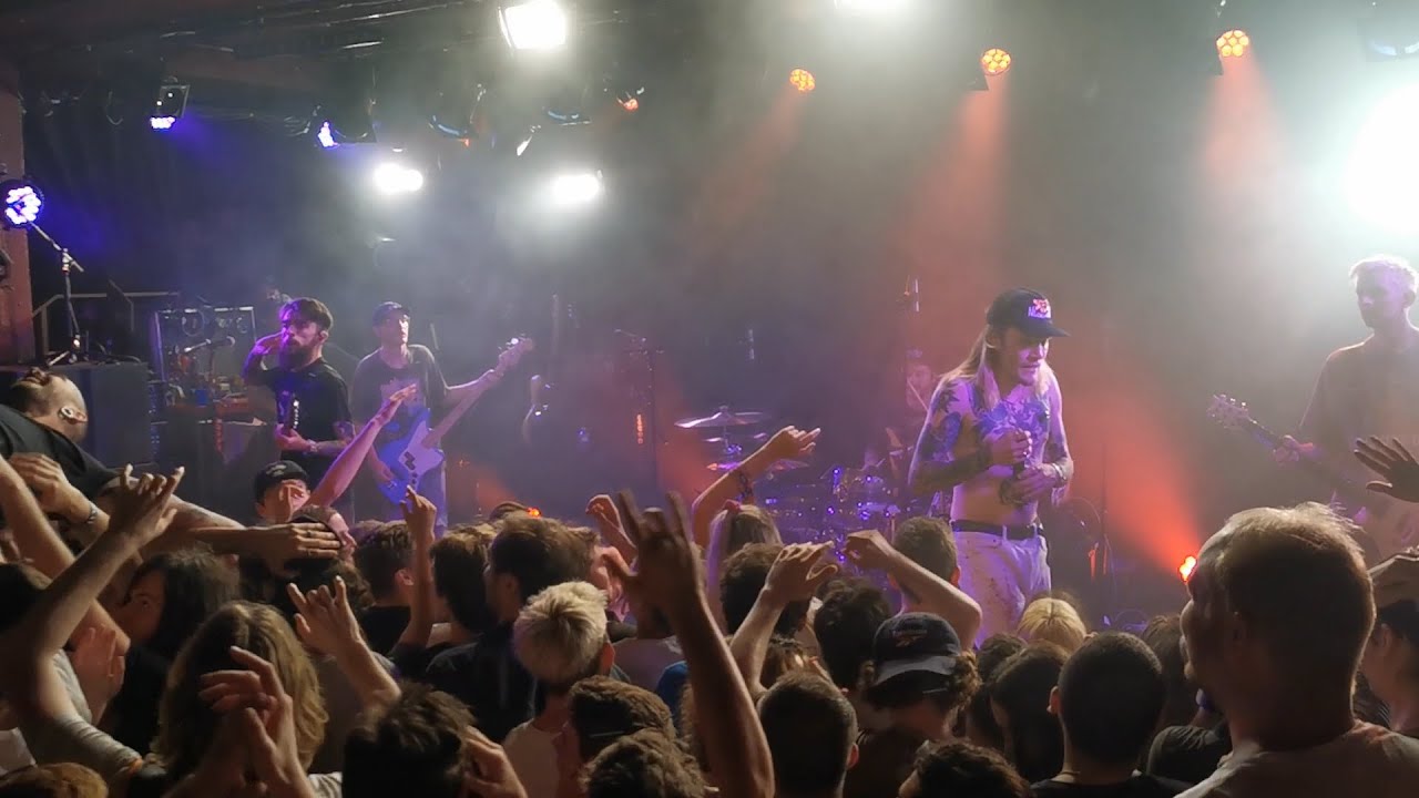 Neck Deep - Motion Sickness @ La Maroquinerie live in Paris 06/06/2022