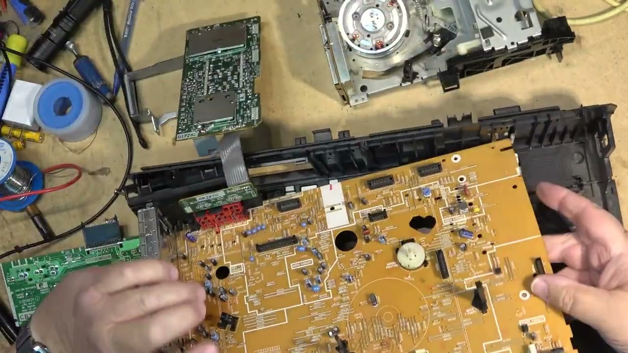 Panasonic PVS7670 SVHS bought off facebook doesn't work what a surprise