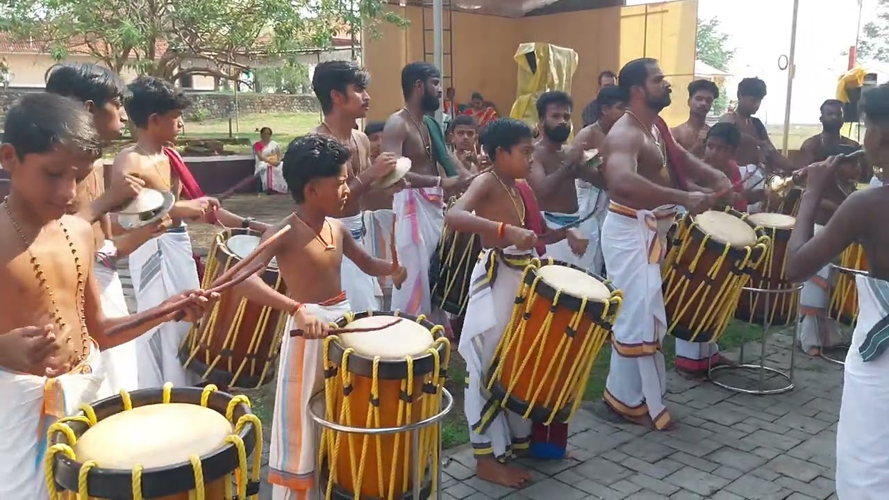 രാധാകൃഷ്ണൻ ആശാൻ്റെയും ശിഷ്യന്മാരും.....പൊളിച്ചടുക്കി#chendamelam #jayaram #pooram
