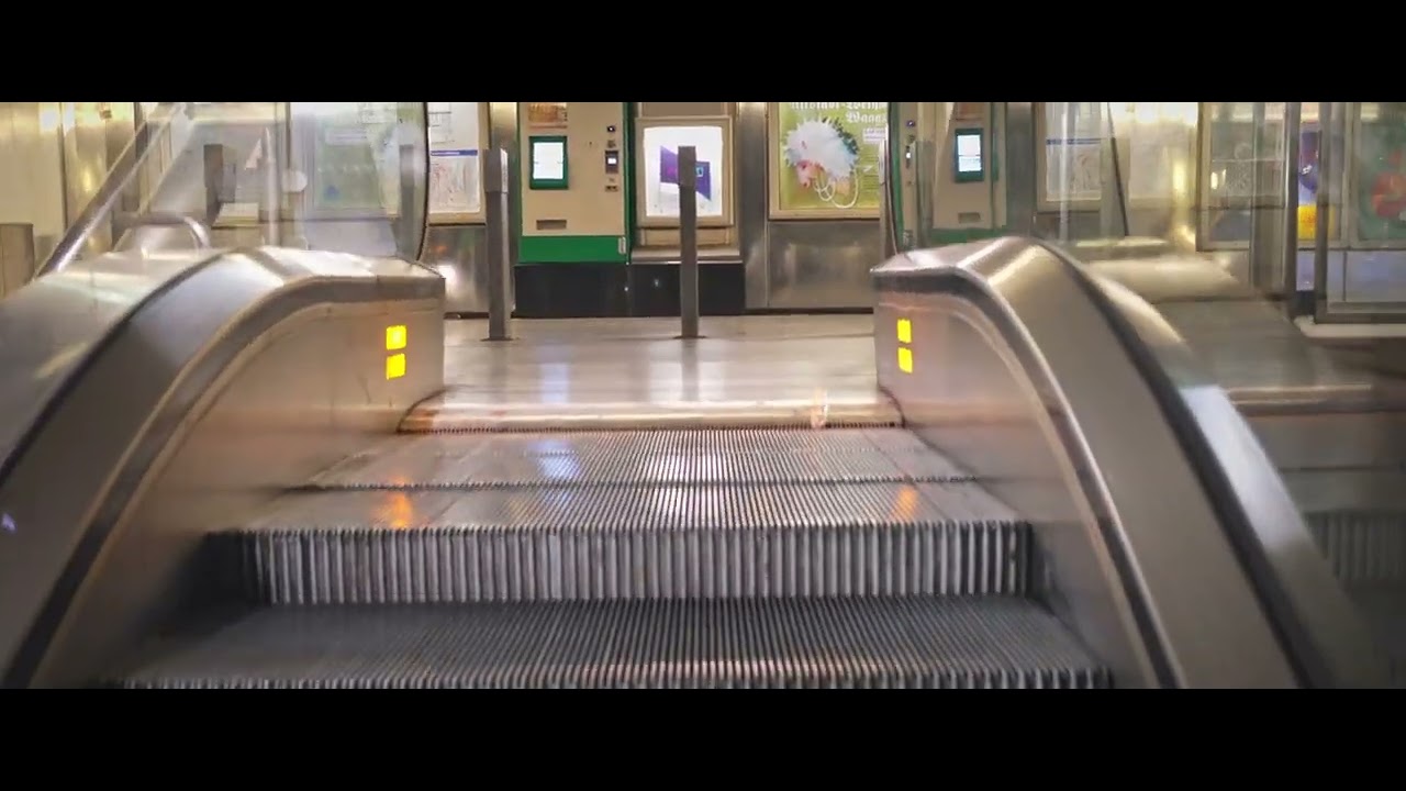 Germany, Nürnberg, Rathaus U-Bahn Station, 3X escalator
