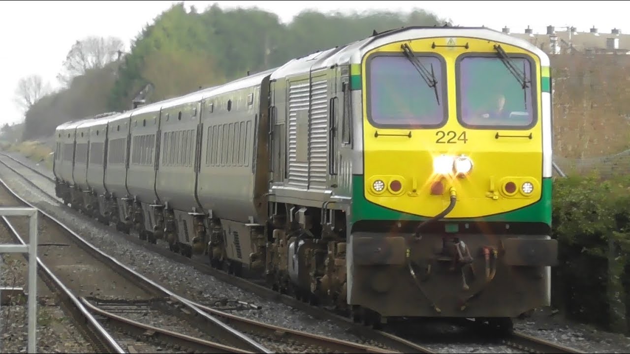 Irish Rail 201 Class Loco + Mark 4 Intercity Train - Portlaoise Station