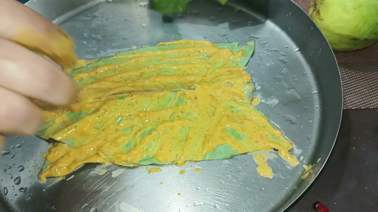 Aloo chi Vadhi आळूच्या पानांची वडी