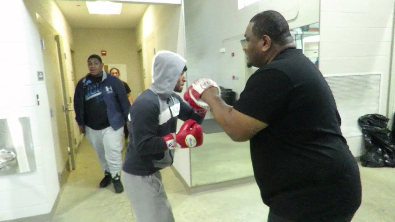 PATRICK HARRIS JR HITS MITTS WITH DAD AS HE WINDS DOWN FOR APRIL 1ST