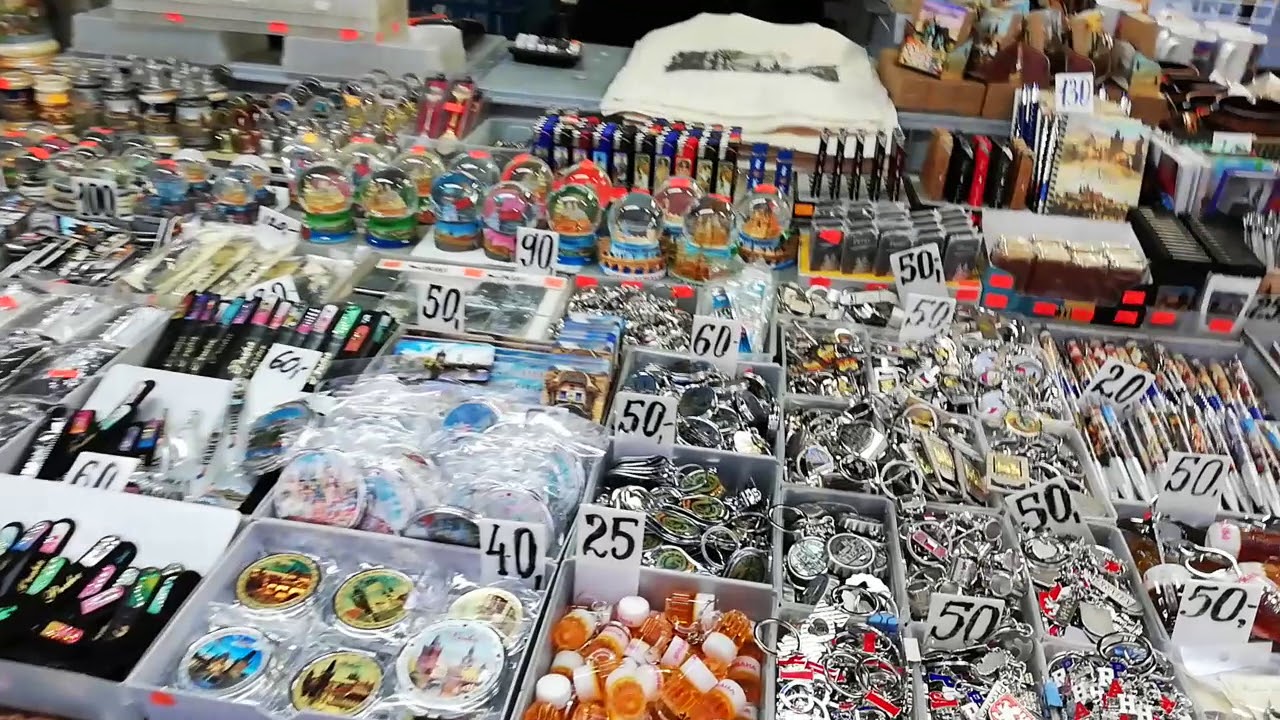 Cheap and Best souvenirs market in prague