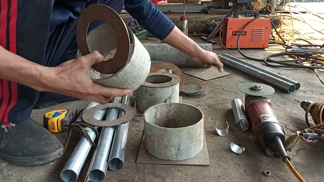 chuẩn bị vật liệu làm bếp đốt dầu nhớt thải tại nhà cho anh em tham khảo..