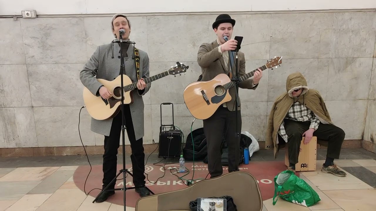 Сплин - Гандбол - #Кавер песни 2002 года спели в #метро Москвы #музыканты Иван Числов и его друзья