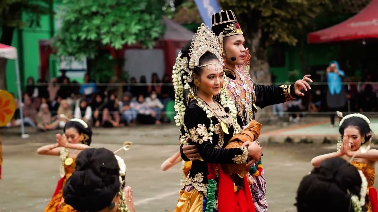Dewi Kandita XII MIPA 3 ( Ujian Praktek seni budaya 2023 SMANEPRA )