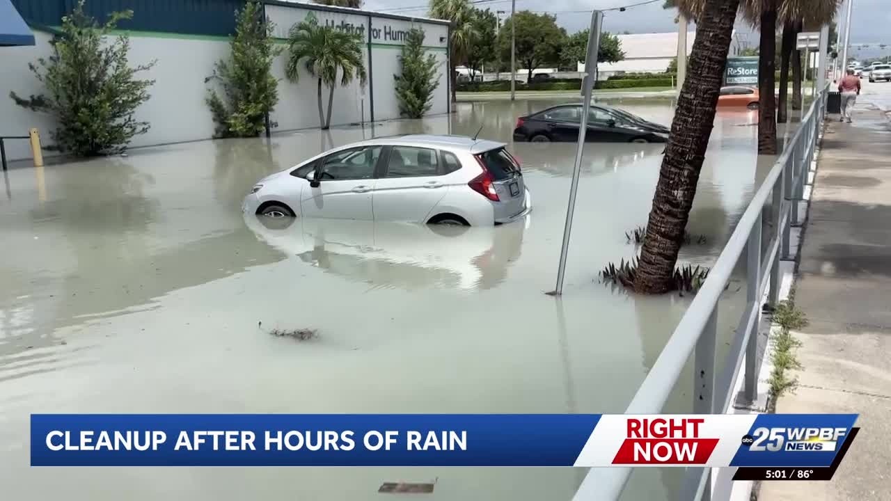 Hours of rain causes flooding in Palm Beach County
