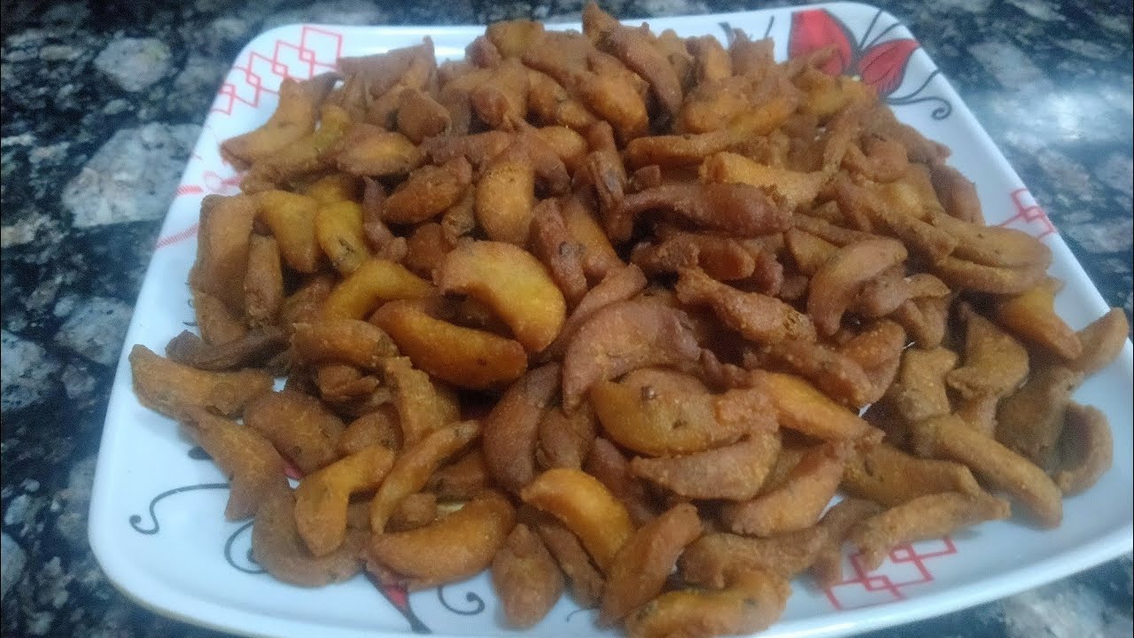 🌹Suji Se Bane Chatpate Kaju🌹#sujisebanechatpatekaju#kaju ||Cooking&ArtWithMom ||