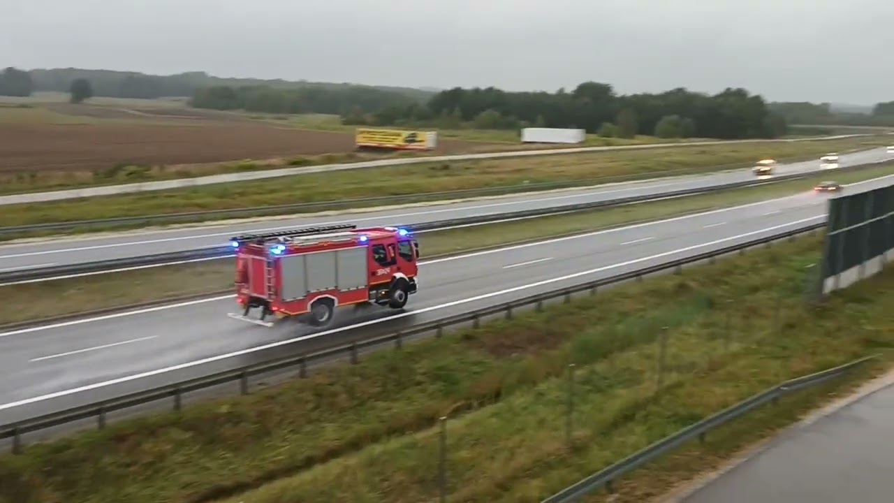 [ALARMOWO] Zastęp 361[K]24 JRG 1 Tarnów & OSP Zaczarnie & WRD Tarnów do zdarzenia na  A4