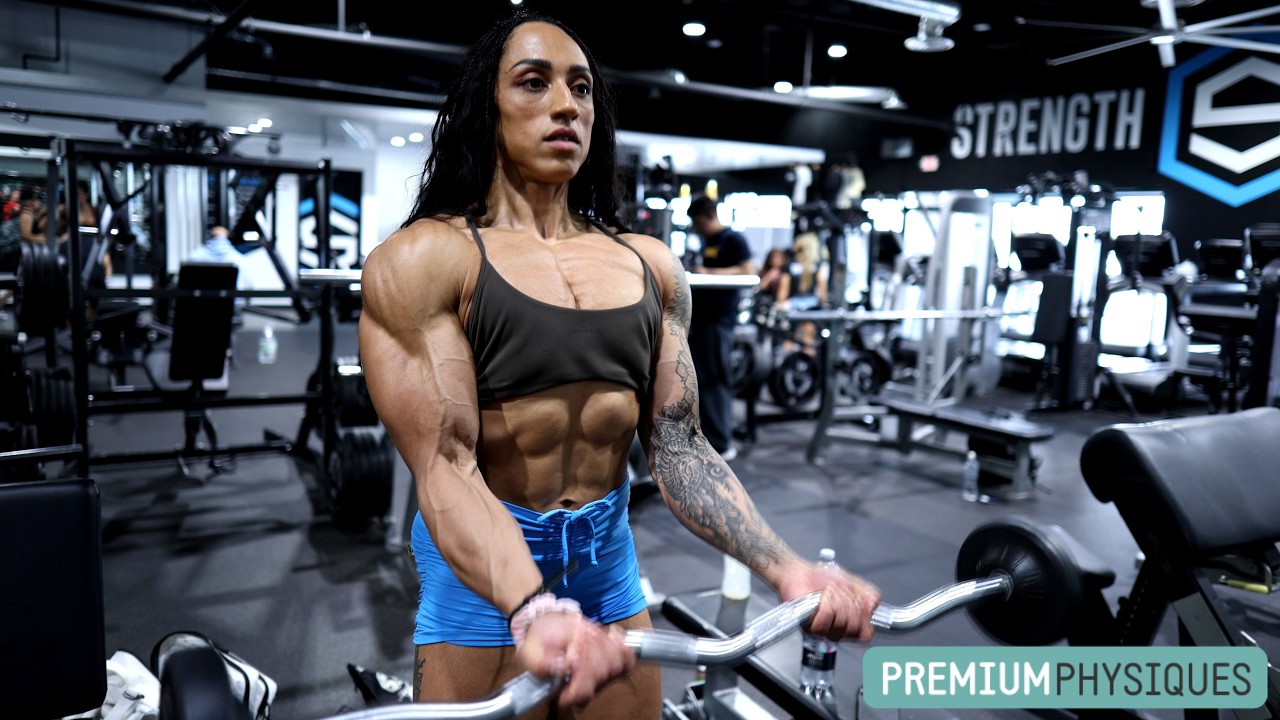 Huge and RIPPED at PremiumPhysiques