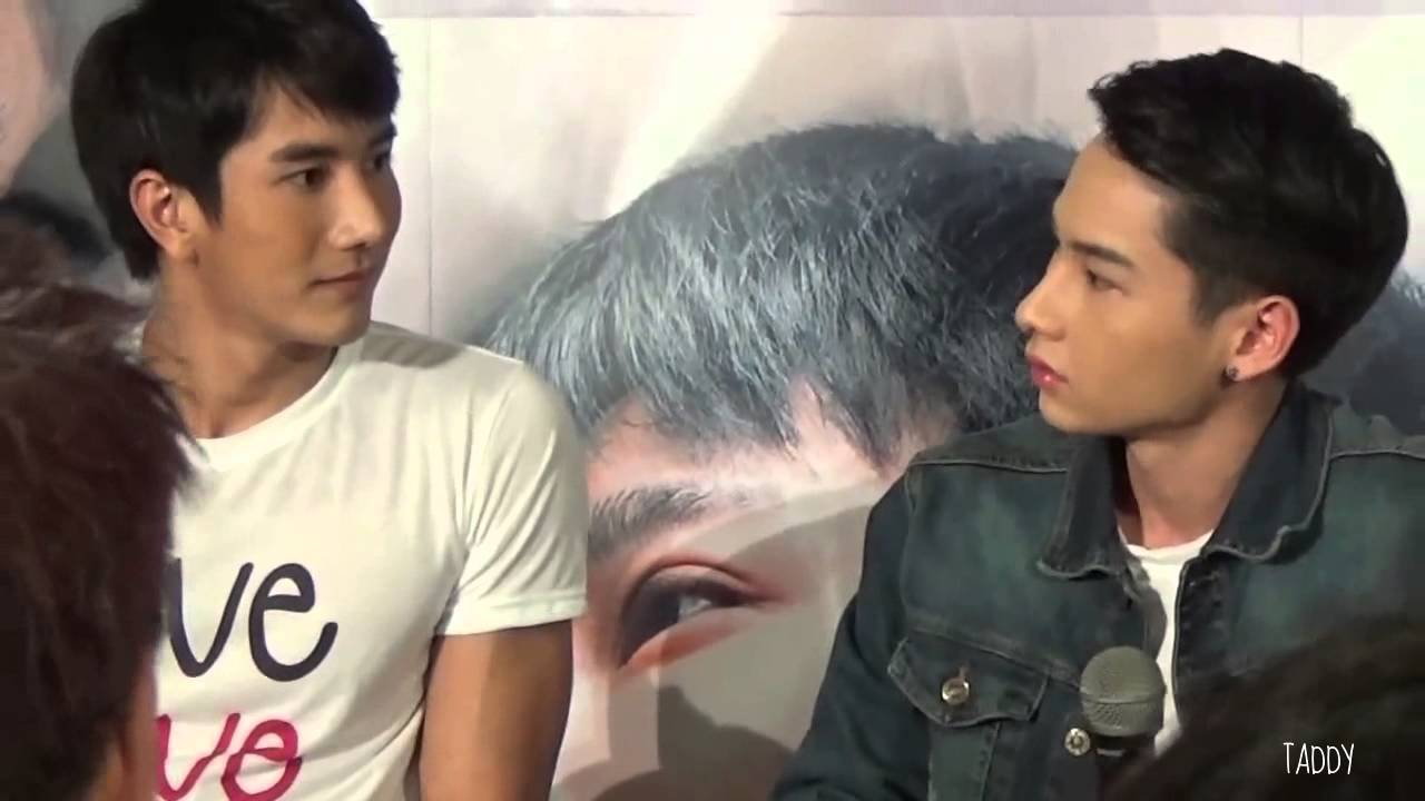 @AtthaphanP 20150710 Press Conference1/2 #loveloveyou #อยากบอกให้รู้ว่ารัก @MBK Center