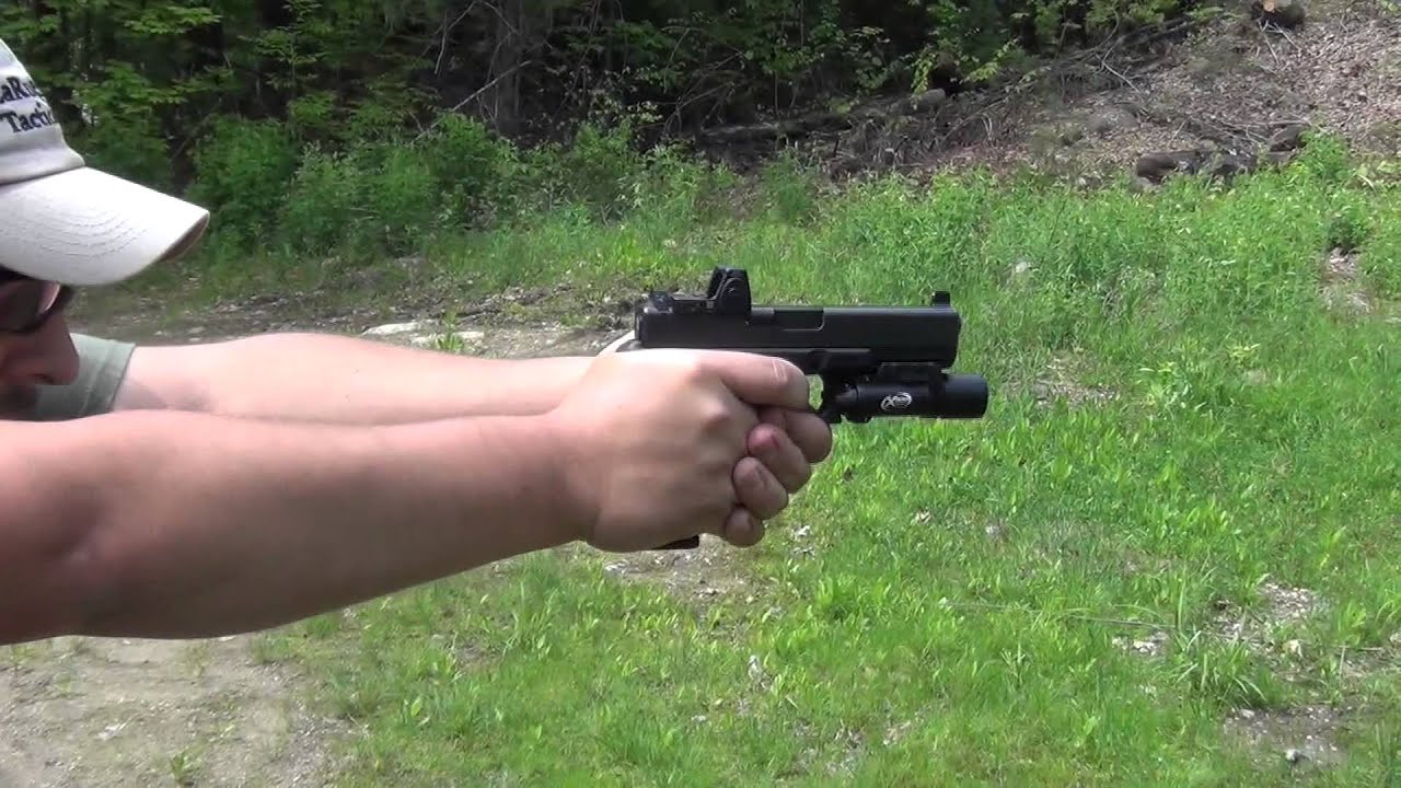 The importance of Grip and Stance for handgun shooting