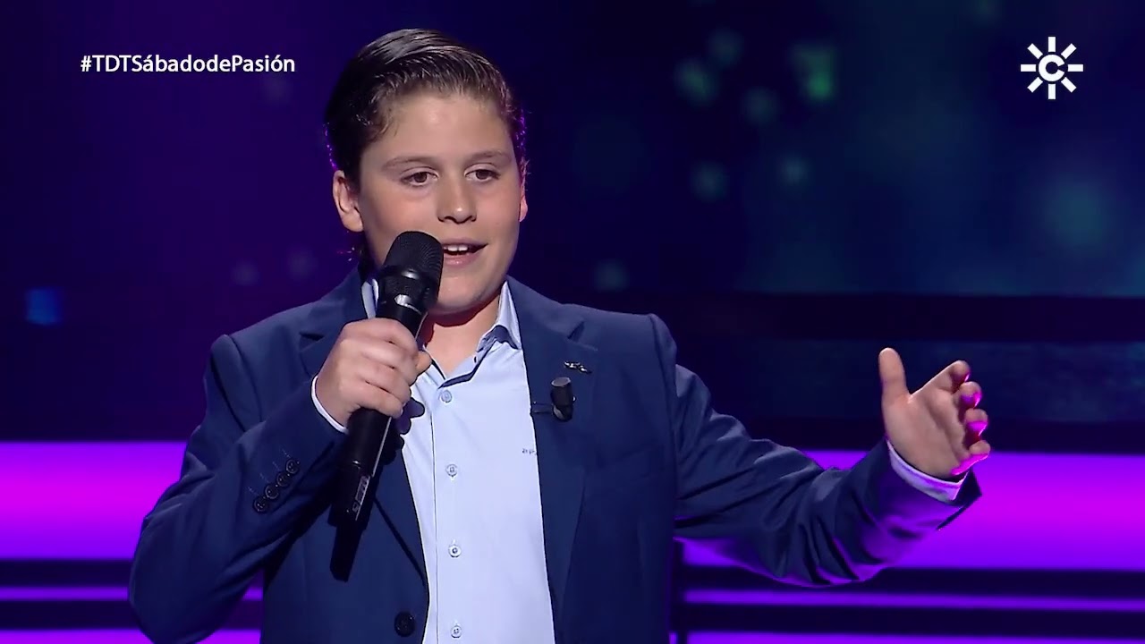 Eduardo 'El campanero' nos pellizca el corazón con sus sevillanas cofrades 'A paso del Nazareno'