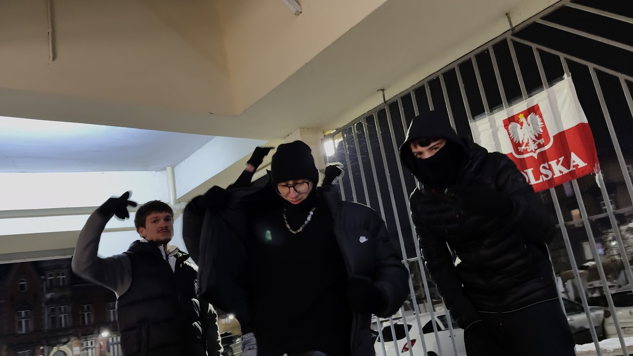 FevoB2L x BARB3R - ZABEZPIECZONY 🎥: KUSHY