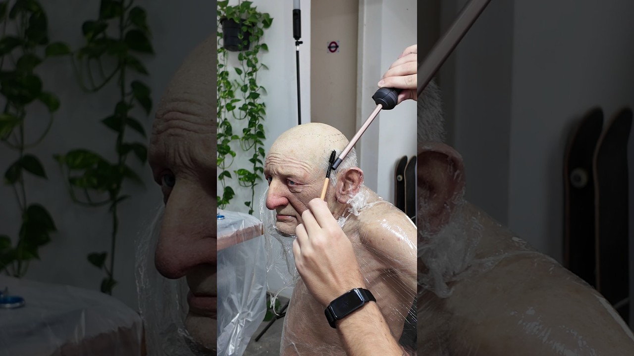 Hyper realistic silicone sculpture #art #sculpture #silicone