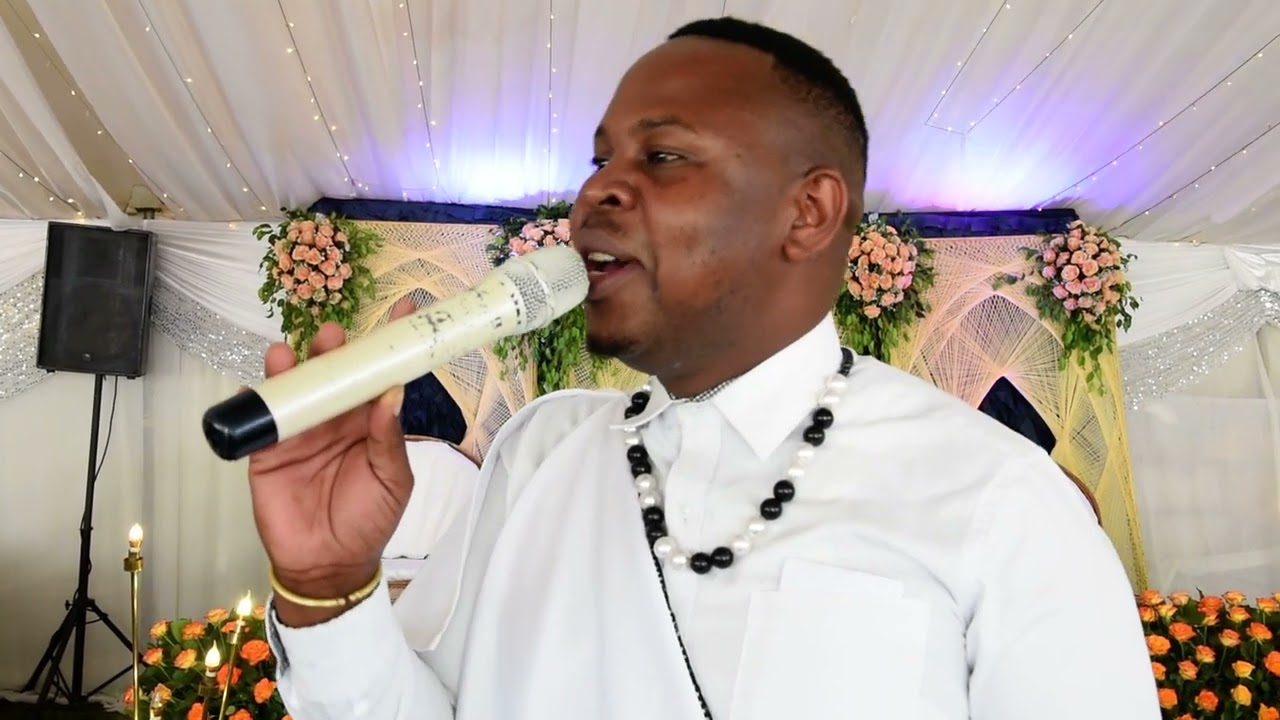 Gatete Afite Impano idasanzwe ,atunguye Abageni Bose barumirwa