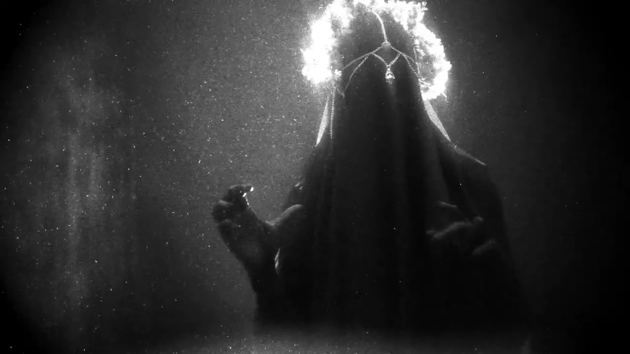Die S&uuml;nde -  Strega  (Official Music Video)