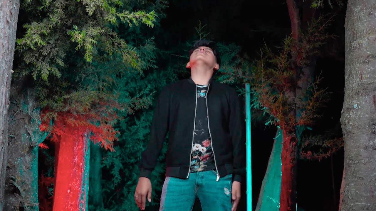 Cristofer Erick - Mosaico Mentiras [Official Music Video]