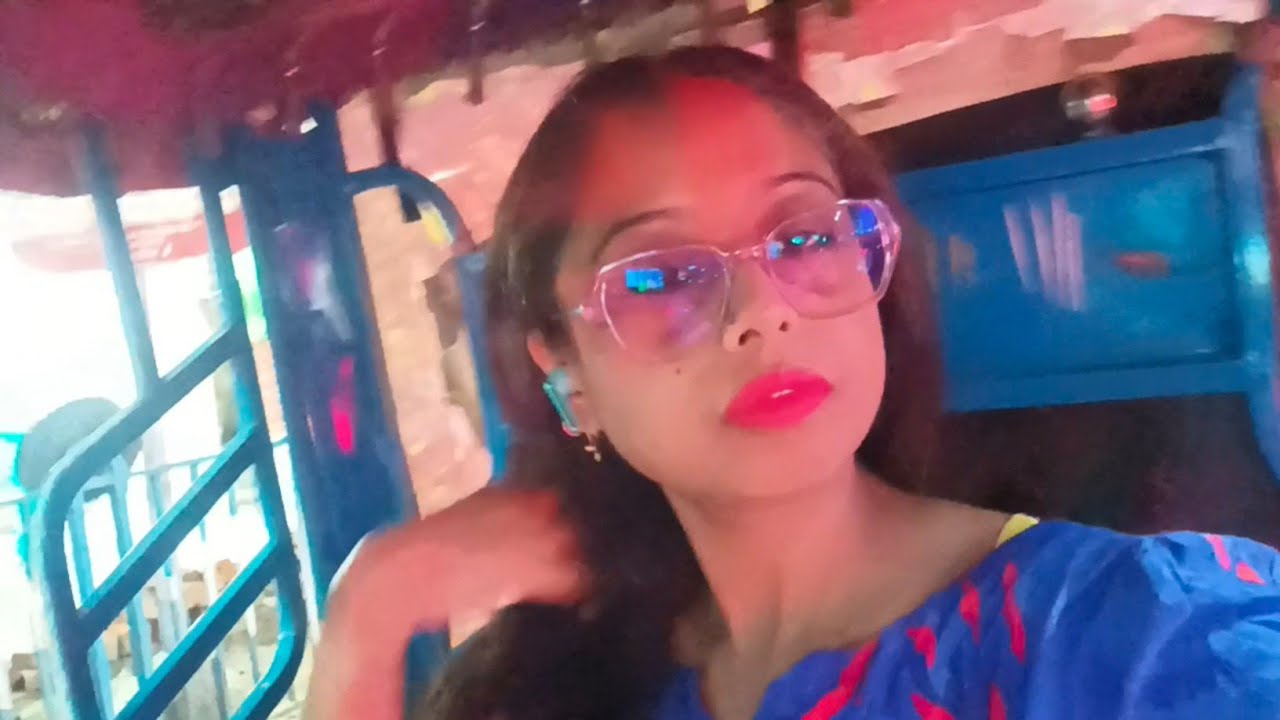 সংসারের সব কাজ সেরে বেরোলাম যে কাজের জন্য সেটা আর হলো না/ফুচকা খেয়ে ছেলের জন্য খাবার নিয়ে এলাম
