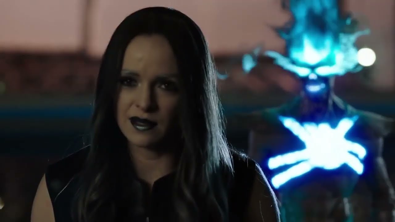 Hell Frost vs Deathstorm | The Flash 8x13