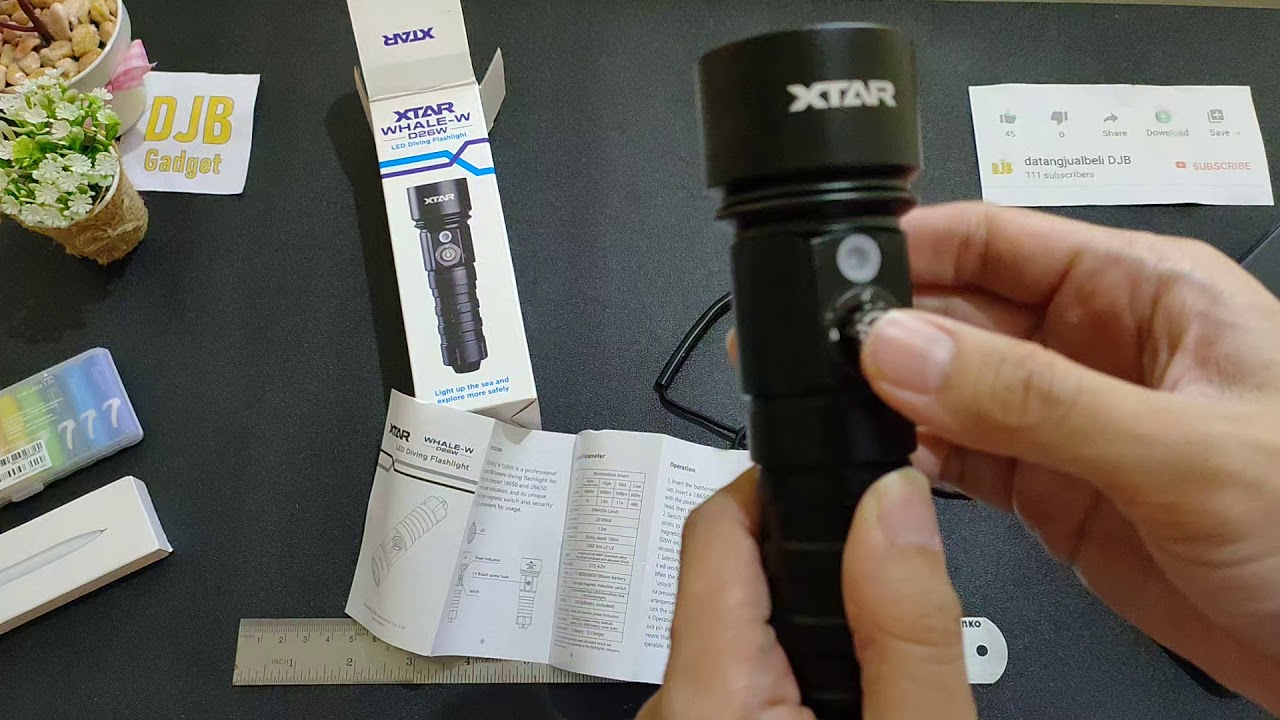 senter diving torch XTAR D26W LED Flashlight