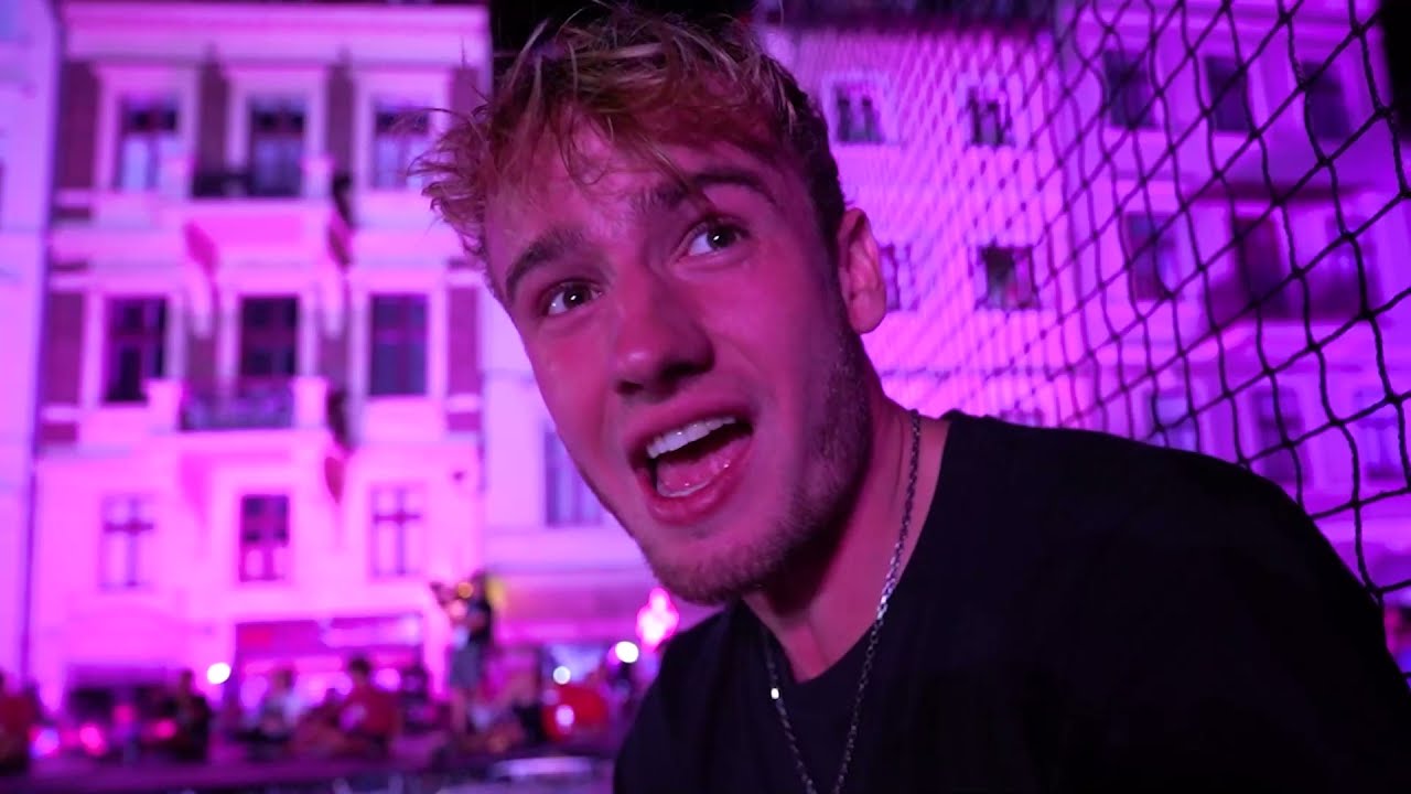 We Broke The WORLD RECORD Highest Trampoline Bounce!