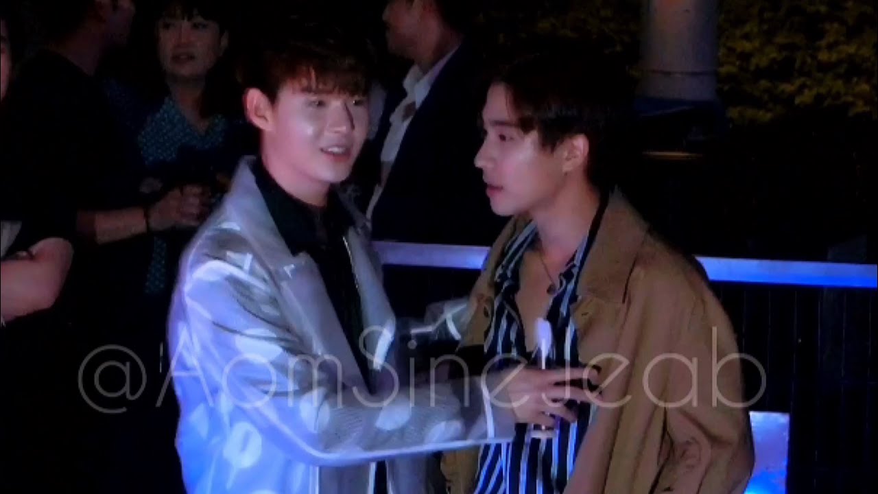 Perth x Saint (เอ้พีท) ให้แฟนคลับถ่ายรูปหลังจบงานFELIPE PANTONE @ลานสยามพารากอน 27/11/2018