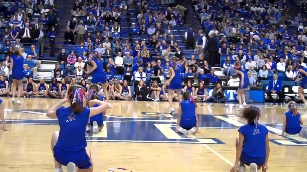 World Famous Firecracker Jump Rope Team