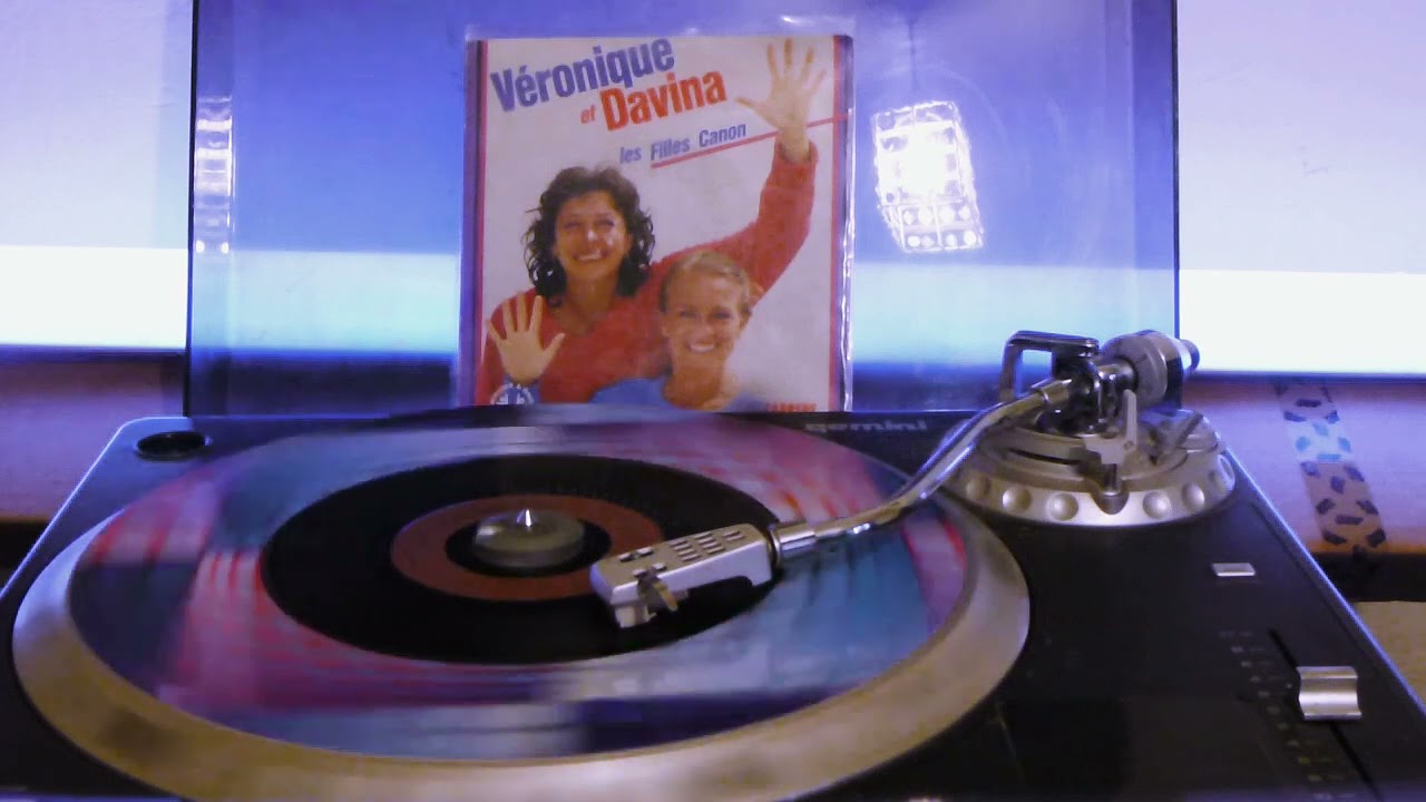 Véronique et Davina - Les filles canon [La chanson de l'émission TV A2] [1983]