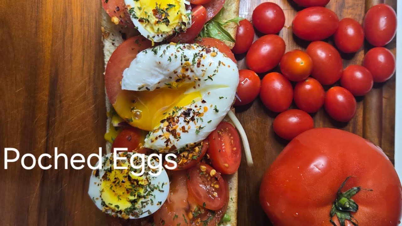 Colorful Poched Eggs Baguette!!