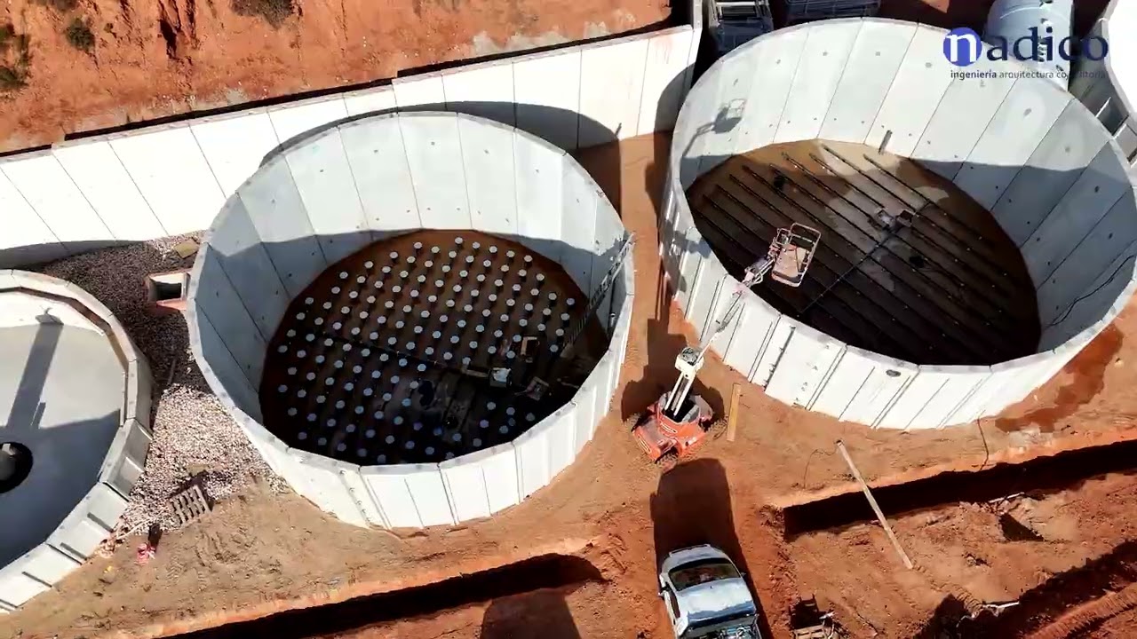 Conjunto de Naves Aisladas para el Sector Transporte