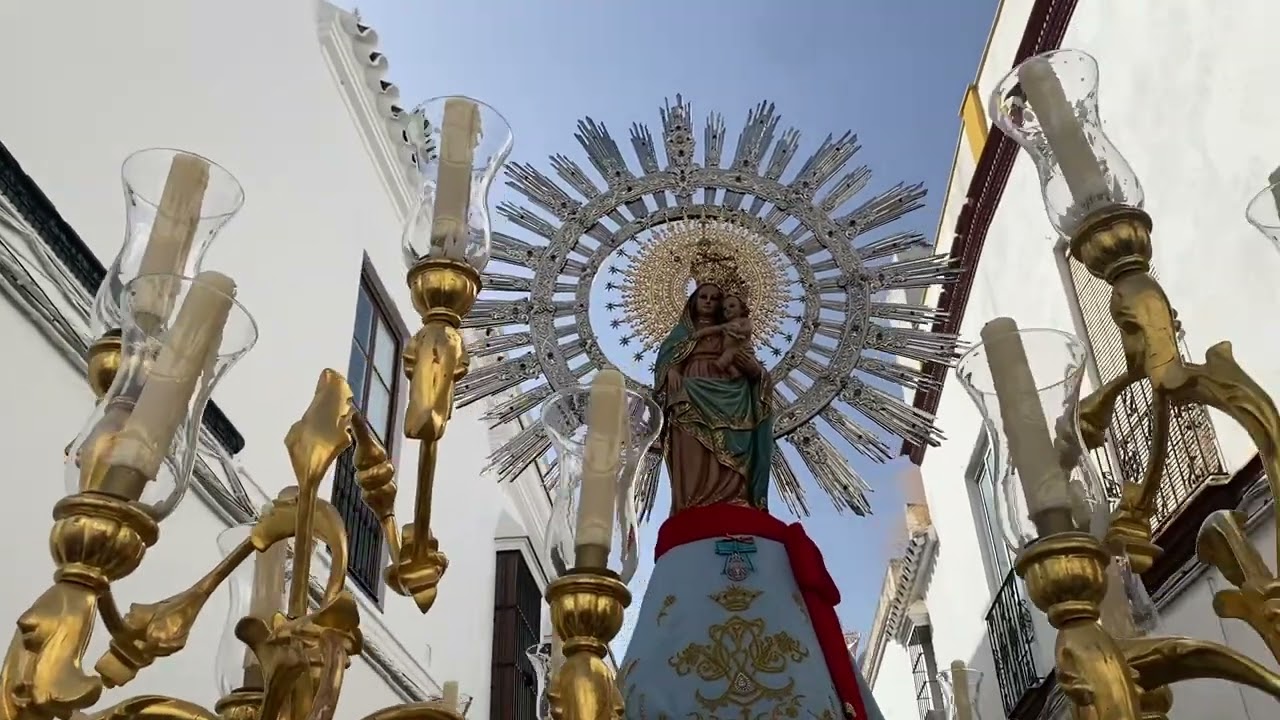Salida procesional de la virgen del Pilar de Marchena
