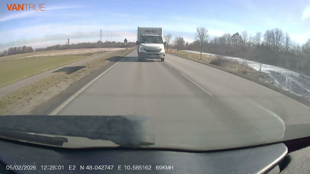 Kleinlaster - schneller als die Polizei erlaubt