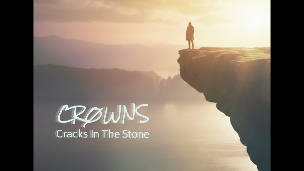 CRØWNS - Cracks In The Stone [Hardstyle]