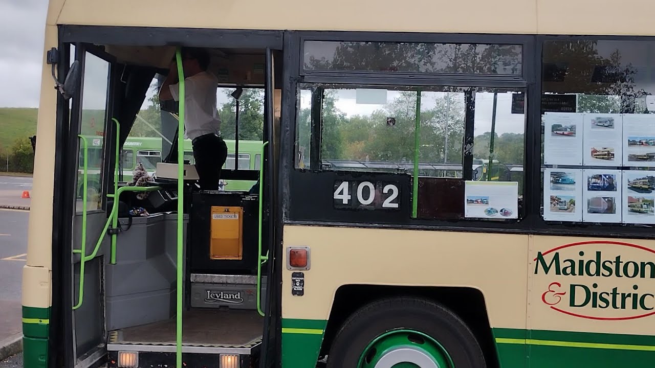 Leyland Lynx E887 KYW - Crossing the River Medway into Rochester and Chatham